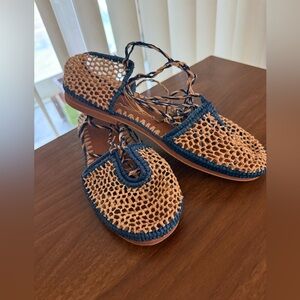 Women’s Moroccan Raffia Sandals NWOT
